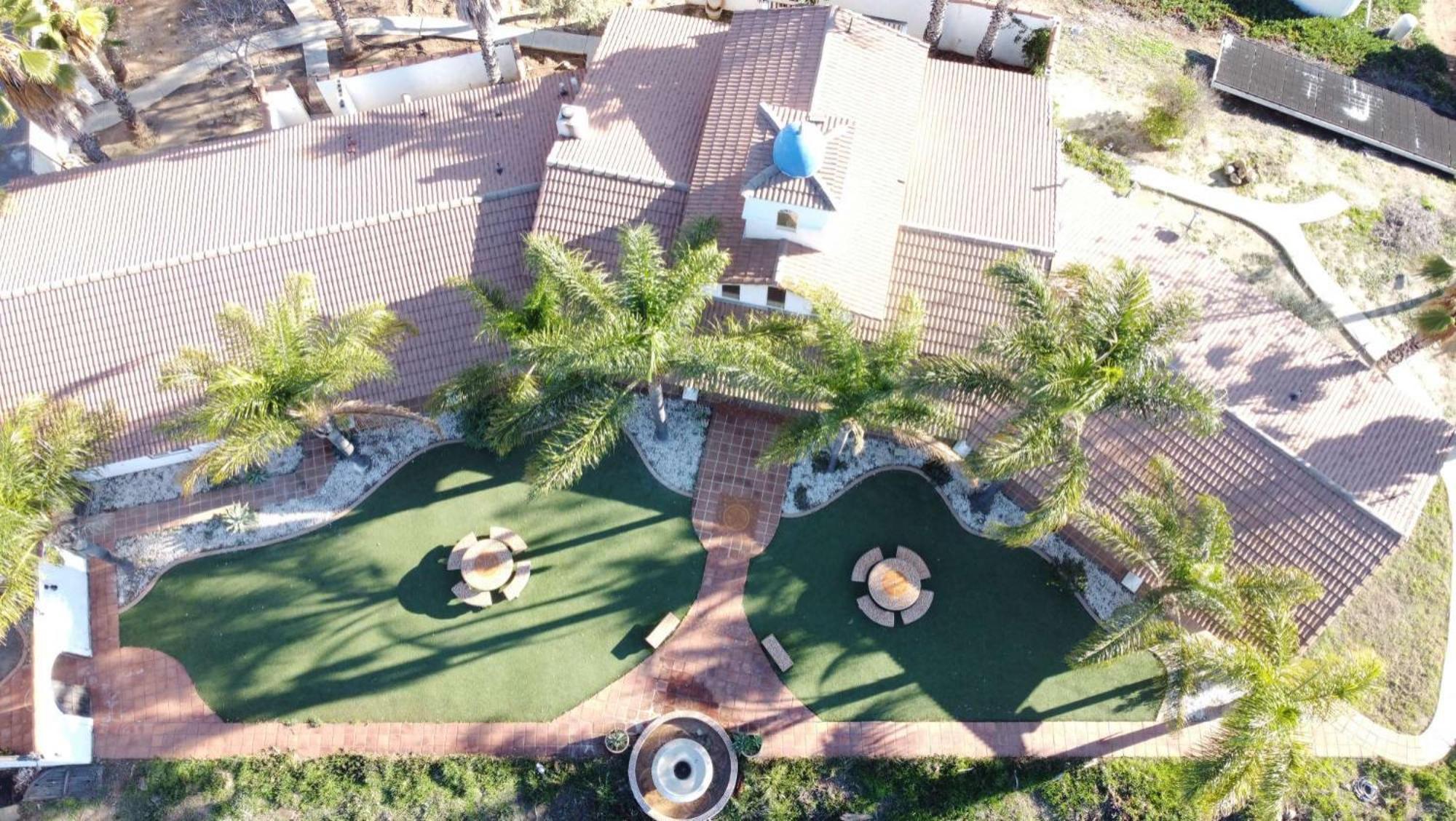 Private Home On 10 Acres - Heated Salt Pool & Jacuzzi, Mountain & City Views, Horseshoes, Basketball, Bbq, Golf Putting, Foosball, Croquet, Bose Stereo, White Cotton Bedding - Hilltop Hacienda, Pool Heat Optional Jamul Kültér fotó
