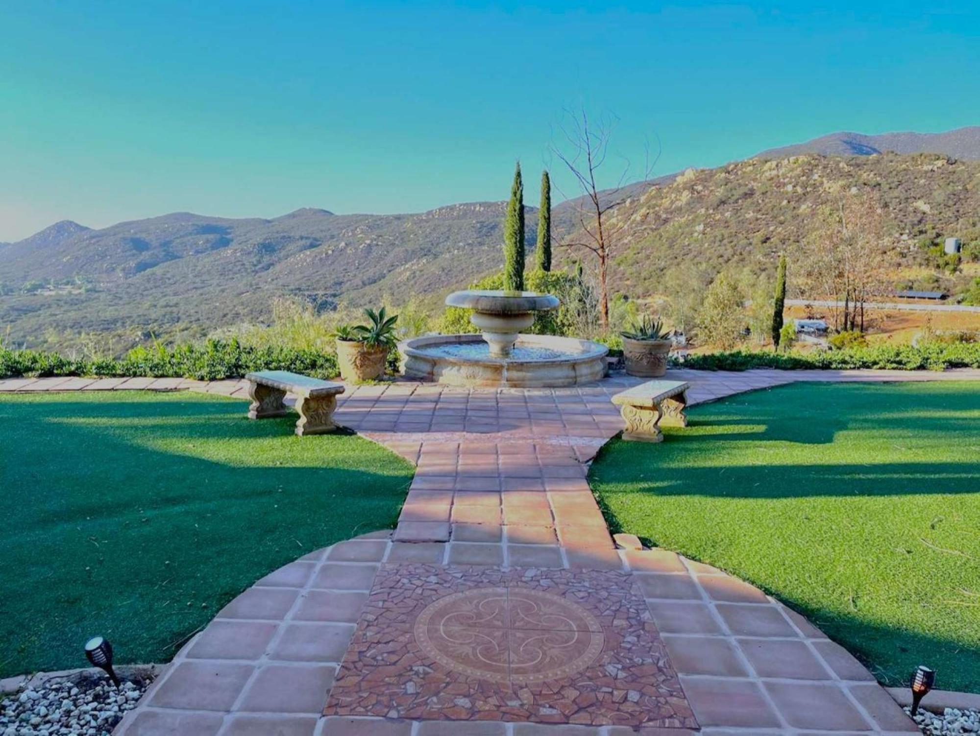 Private Home On 10 Acres - Heated Salt Pool & Jacuzzi, Mountain & City Views, Horseshoes, Basketball, Bbq, Golf Putting, Foosball, Croquet, Bose Stereo, White Cotton Bedding - Hilltop Hacienda, Pool Heat Optional Jamul Kültér fotó