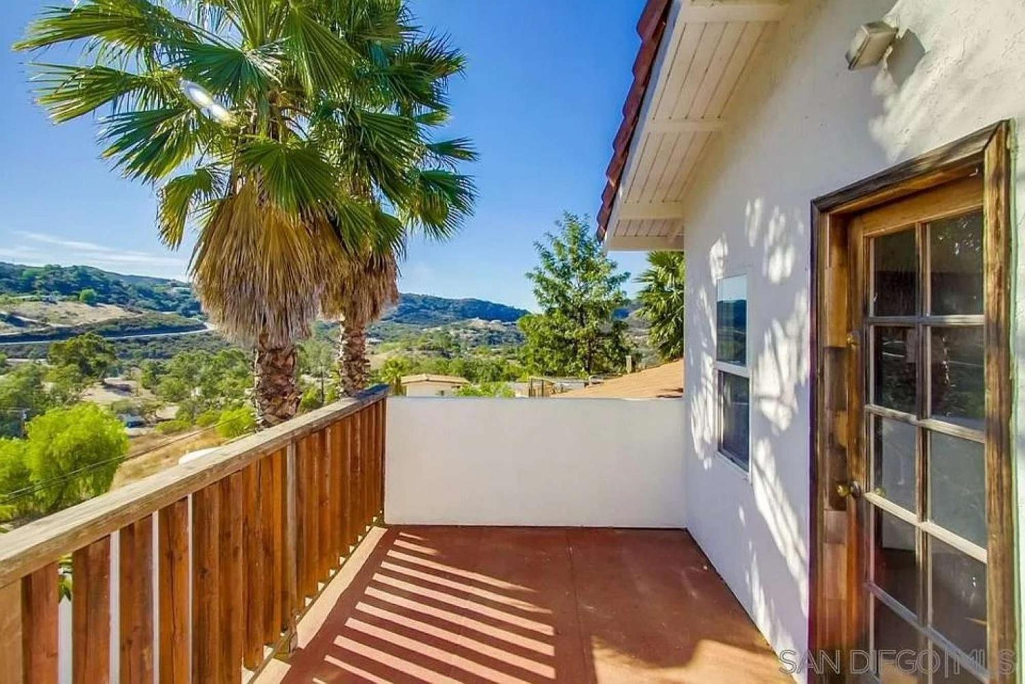 Private Home On 10 Acres - Heated Salt Pool & Jacuzzi, Mountain & City Views, Horseshoes, Basketball, Bbq, Golf Putting, Foosball, Croquet, Bose Stereo, White Cotton Bedding - Hilltop Hacienda, Pool Heat Optional Jamul Kültér fotó